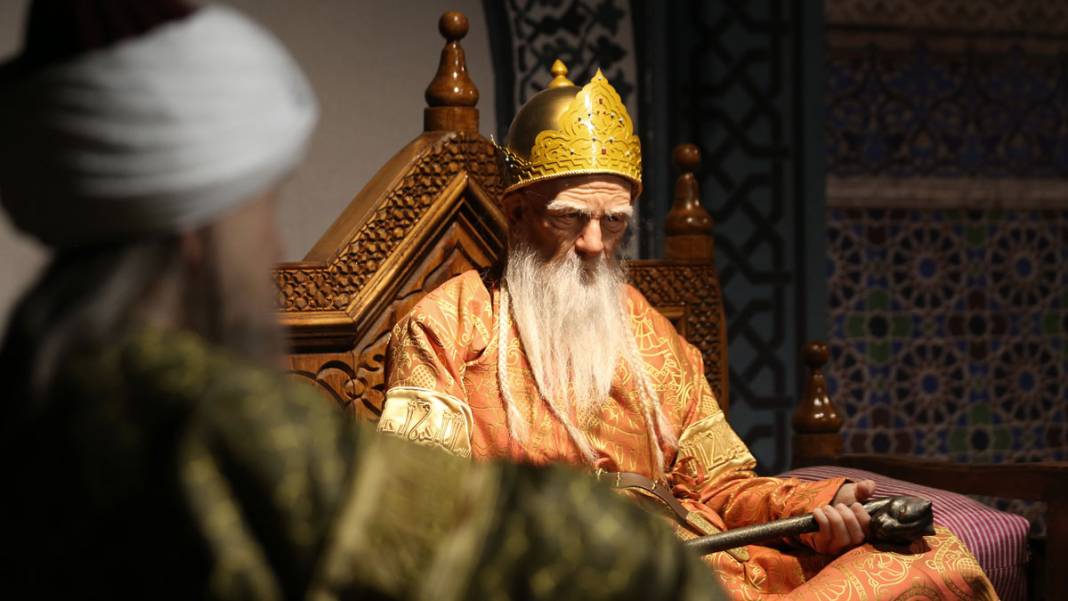 Görenler gözlerine inanamadı: İşte DNA analiziyle Selçuklu sultanlarının heykelleri 9